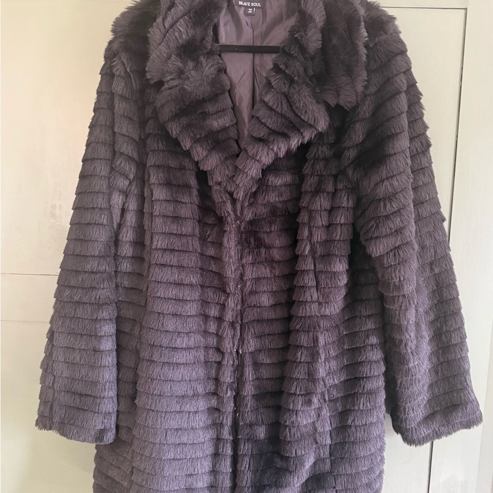 Brave Soul Women's Textured Teddy Jacket in Black